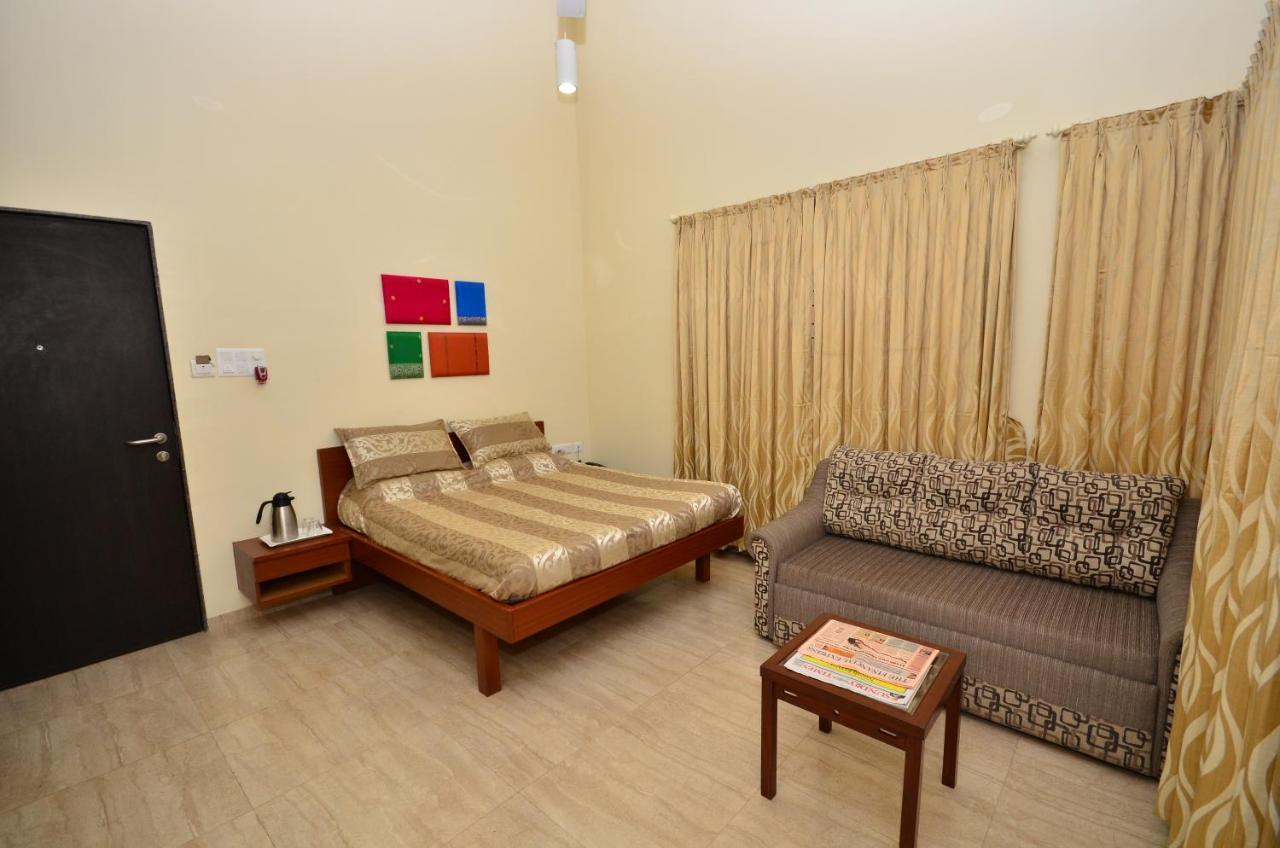 Diwali Baug Hotel Лонавала Екстериор снимка