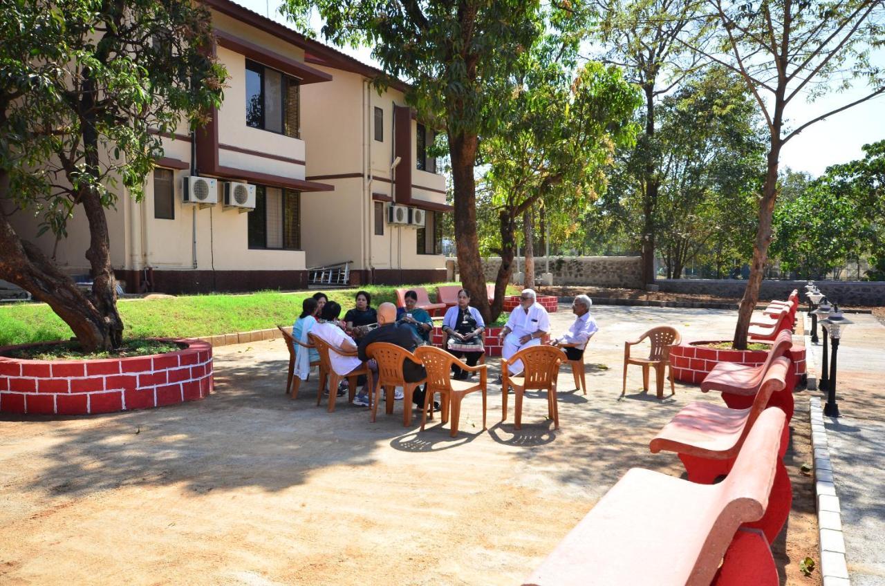 Diwali Baug Hotel Лонавала Екстериор снимка
